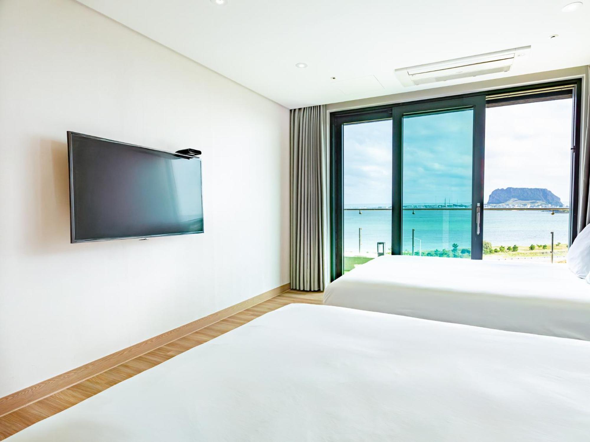 Jeju Attirance Hotel & Poolvilla Согвипхо Экстерьер фото