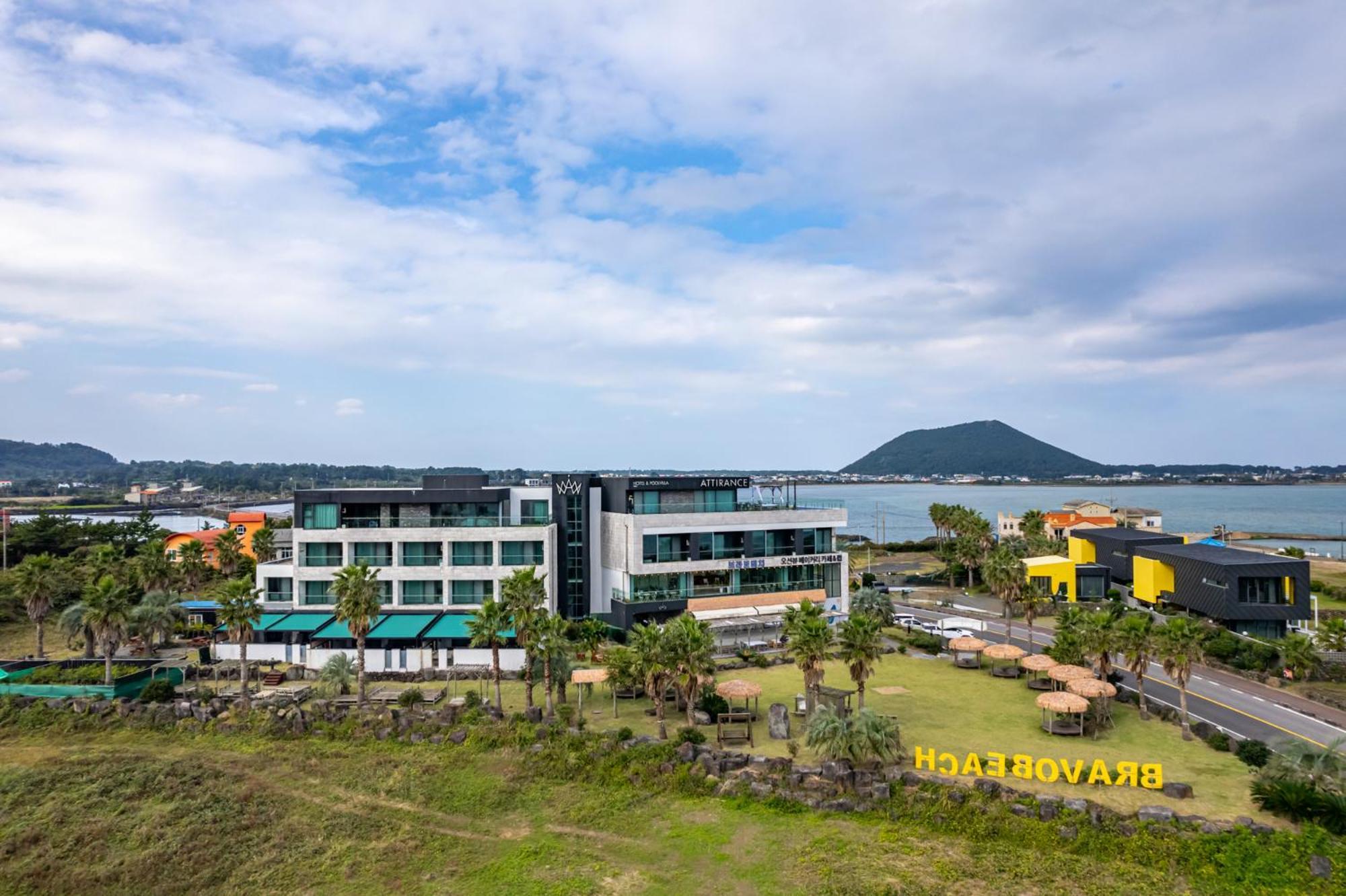 Jeju Attirance Hotel & Poolvilla Согвипхо Экстерьер фото